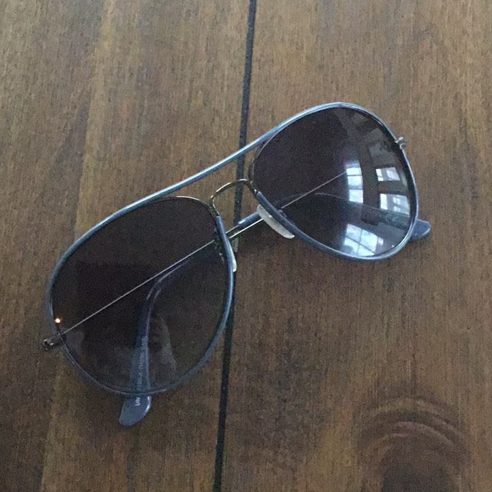 Aviator sunglasses
